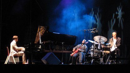 PizarraJasonMoran&TB.JPG